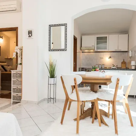 Modern In With Terrace Dom wakacyjny *