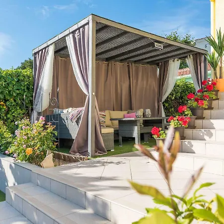 Modern In With Terrace * Zadar