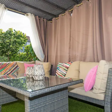 Modern In With Terrace Dom wakacyjny *